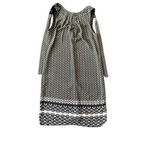 HM Green Geometric Fan Print Sleeveless Shift Dress Womens Sz 4 High Neck V-Back